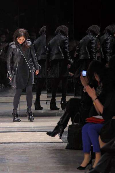 Look 38